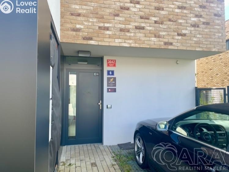 Pronájem rodinného domu Praha, Hejného 3042/6 č. 13