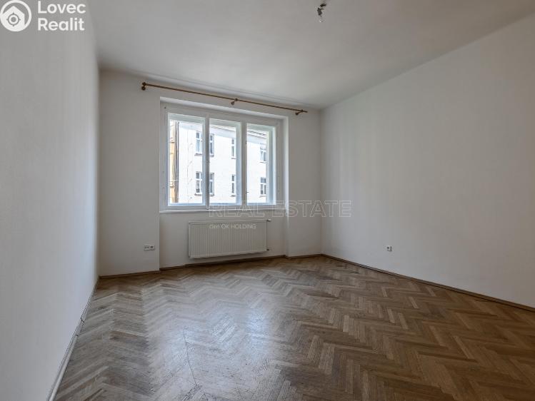 Prodej bytu 3+1 Praha, Jugoslávských partyzánů 957/42 č. 3