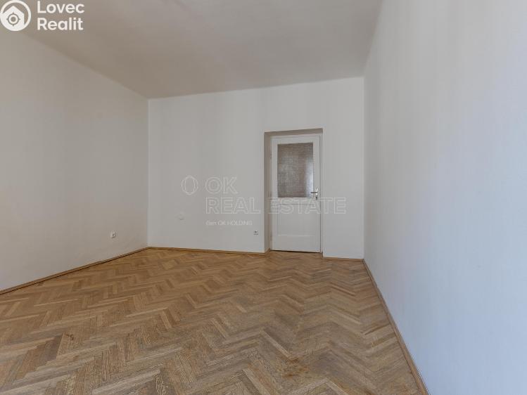 Prodej bytu 3+1 Praha, Jugoslávských partyzánů 957/42 č. 4