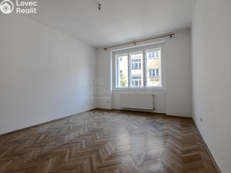 Prodej bytu 3+1 Praha, Jugoslávských partyzánů 957/42 č. 6