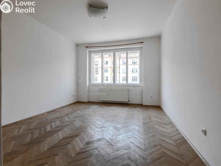 Prodej bytu 3+1 Praha, Jugoslávských partyzánů 957/42 č. 7