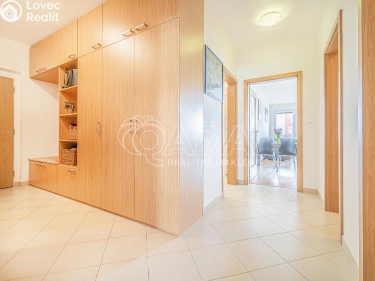 Prodej bytu 3+KK Praha, Sazovická 492/3 č. 8