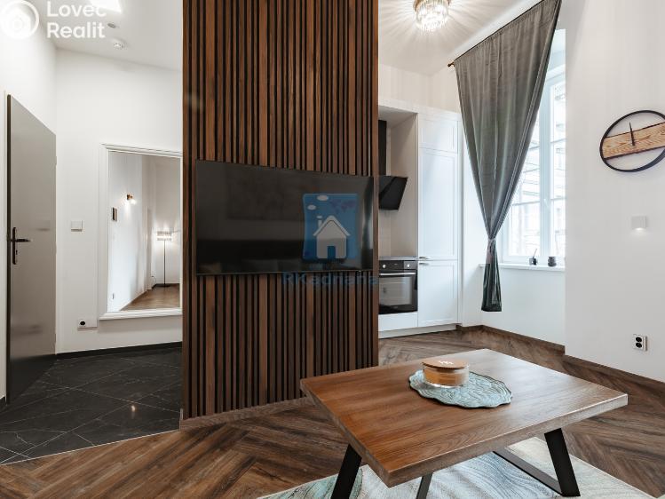 Продажа нестандартной квартиры Horní Planá, Náměstí č. 4