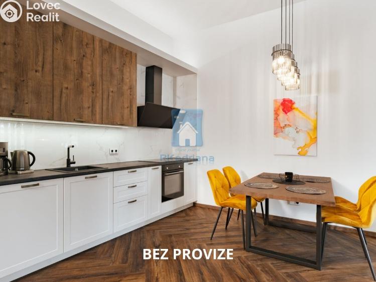 Prodej atypického bytu Horní Planá, Náměstí č. 1