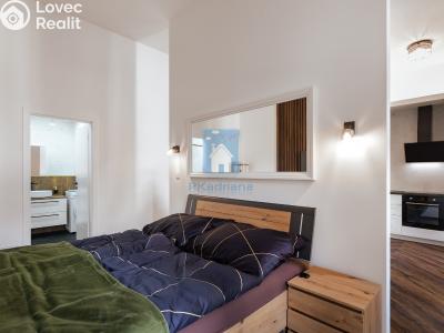 Prodej atypického bytu Horní Planá, Náměstí č. 3