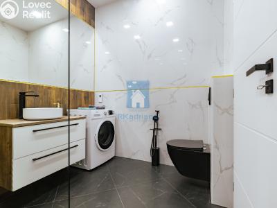 Prodej atypického bytu Horní Planá, Náměstí č. 5