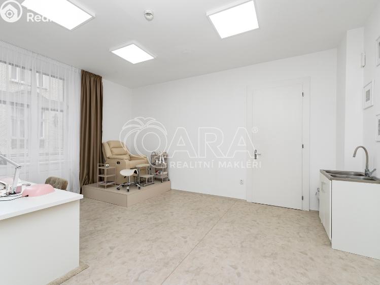 Pronájem komerční nemovitosti Ostrava, Přívozská 133/4 č. 14