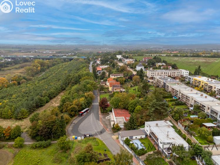 Prodej obchodního prostoru Praha, Nad rybníkem 589 č. 5