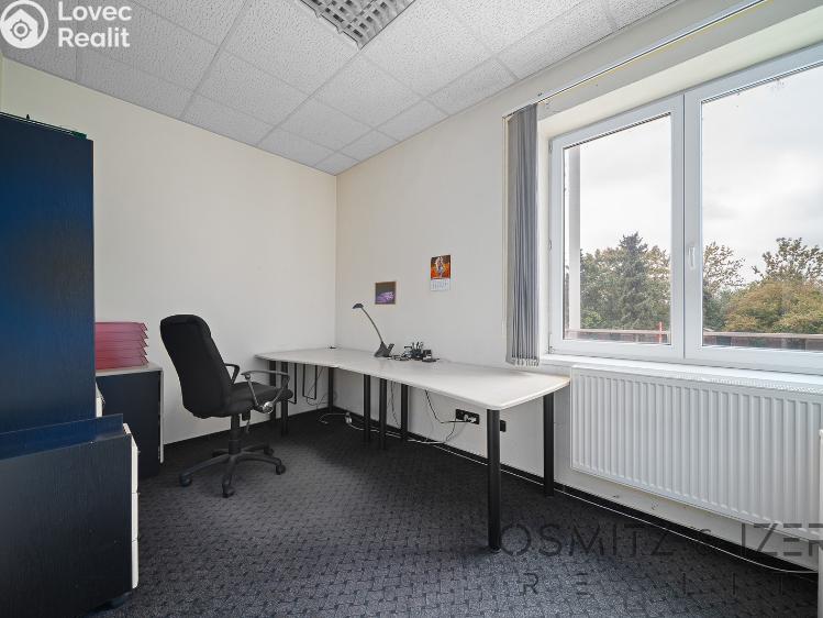 Prodej obchodního prostoru Praha, Nad rybníkem 589 č. 21