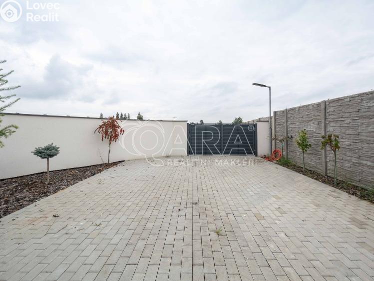 Prodej rodinného domu Obříství č. 10