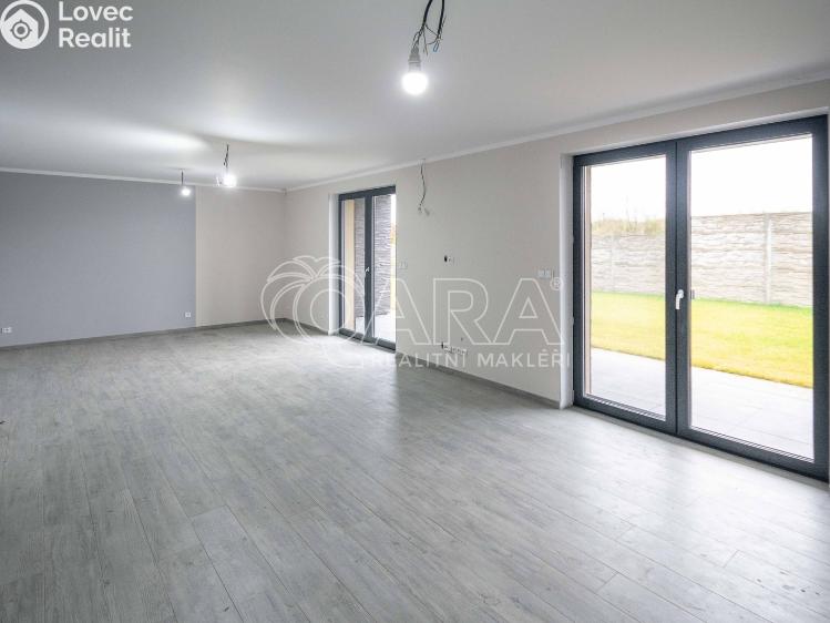 Prodej rodinného domu Obříství č. 18