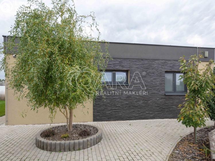 Продажа семейного дома Obříství č. 5