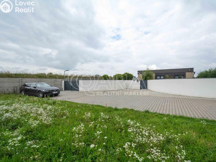 Продажа семейного дома Obříství č. 28