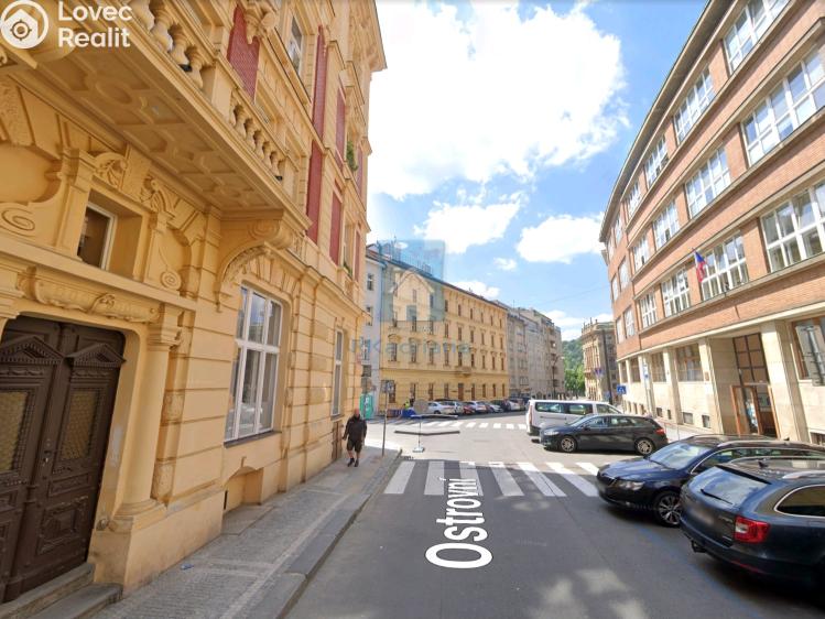 Pronájem bytu 2+1 Praha, Ostrovní č. 2