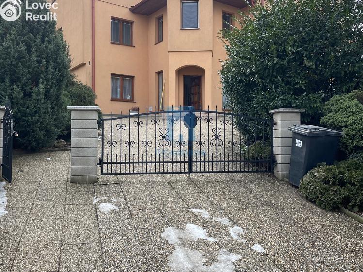 Pronájem bytu 2+KK Praha, Hostavická č. 1