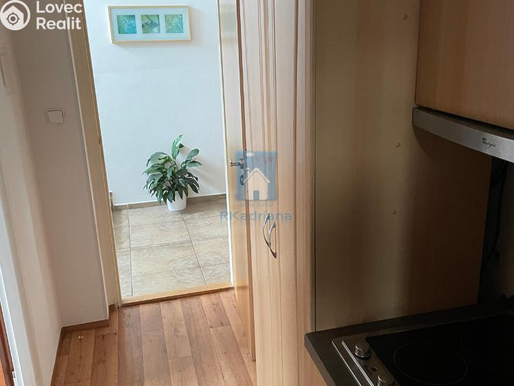 Pronájem bytu 2+KK Praha, Hostavická č. 8