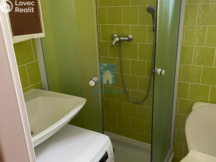 Pronájem bytu 2+KK Praha, Hostavická č. 9