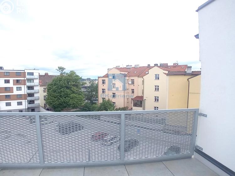 Pronájem bytu 1+KK Plzeň, Rejskova č. 8