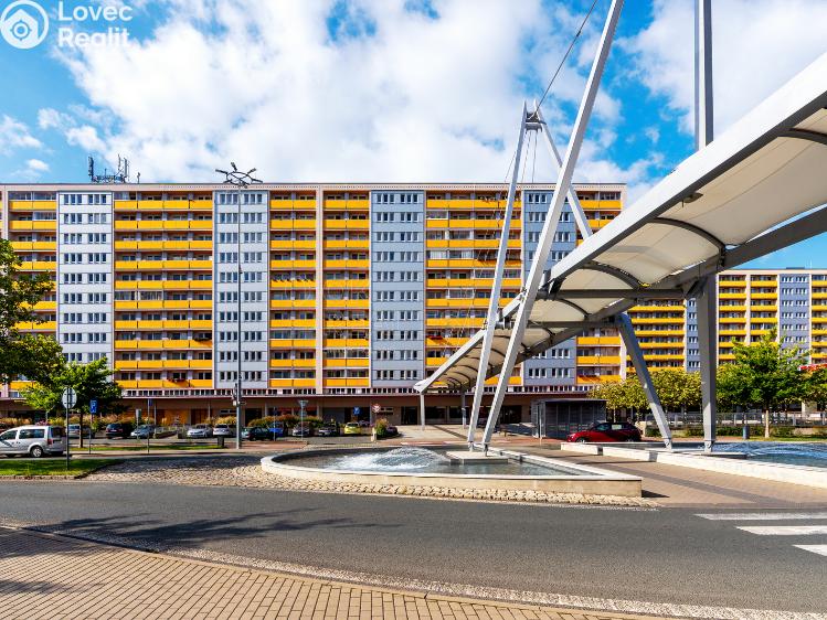 Sale apartment 3+1 Hradec Králové, třída Edvarda Beneše 1528/74 č. 2