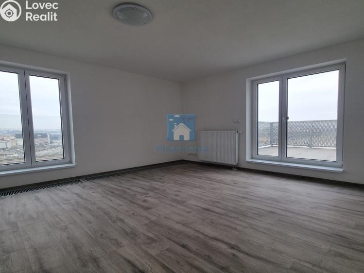 Pronájem bytu 2+KK Plzeň, Železniční č. 8