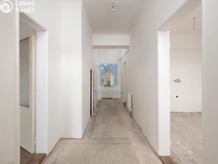 Продажа квартиры 2+1 Praha, U Pekáren č. 4