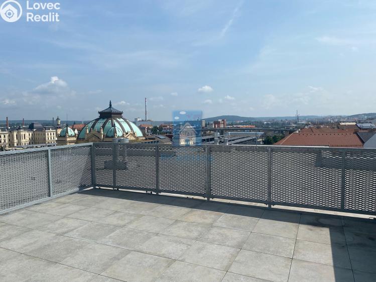 Оренда квартири 2+KK Plzeň, Železniční č. 8