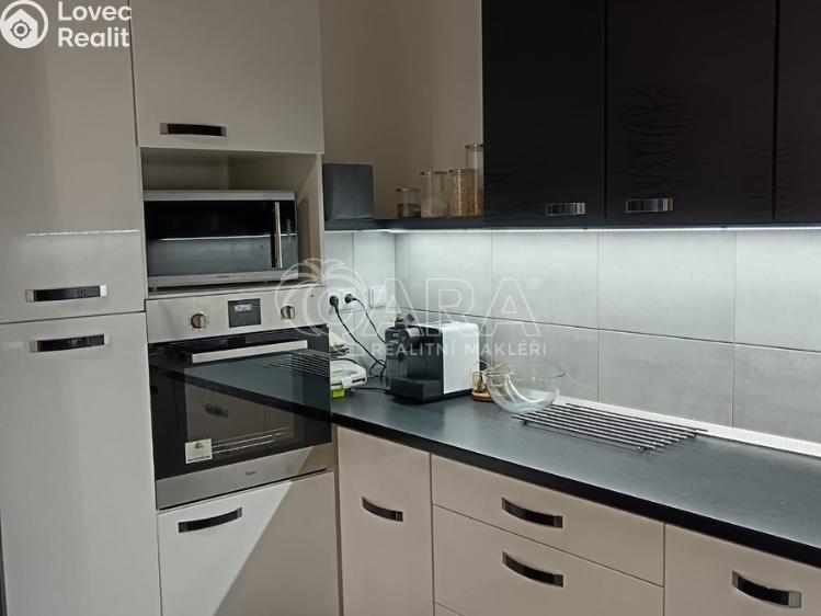 Rent apartment 2+1 Zlín, Návesní 56 č. 10