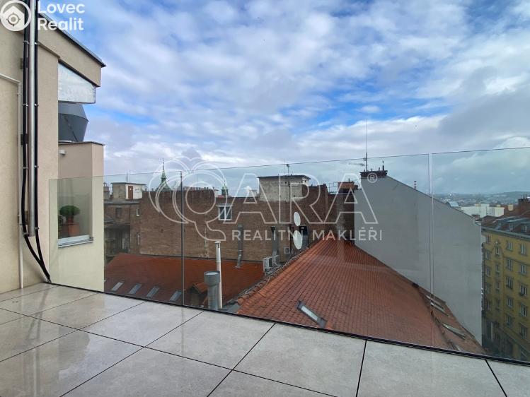 Pronájem bytu 2+KK Brno, Orlí 483/1 č. 7