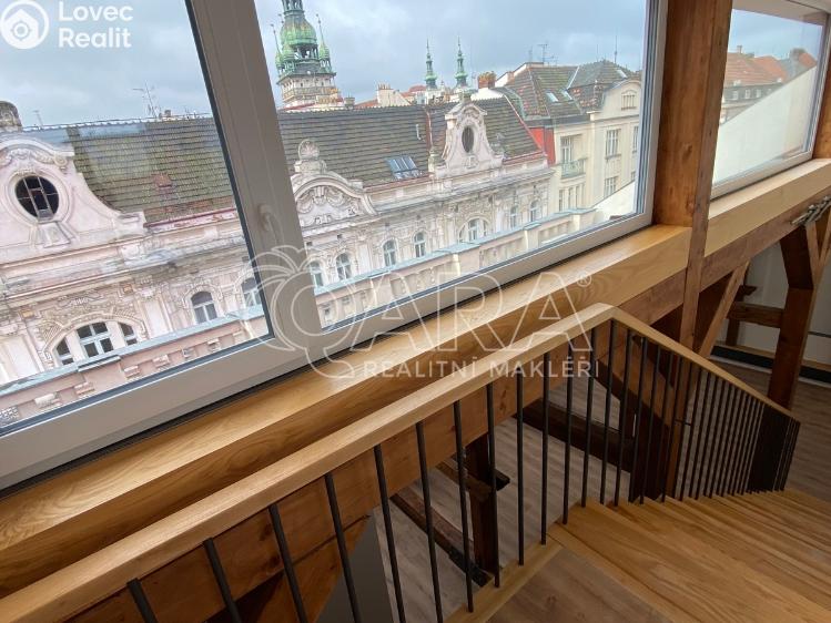 Pronájem bytu 2+KK Brno, Orlí 483/1 č. 12