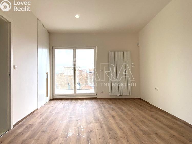 Pronájem bytu 2+KK Brno, Orlí 483/1 č. 14