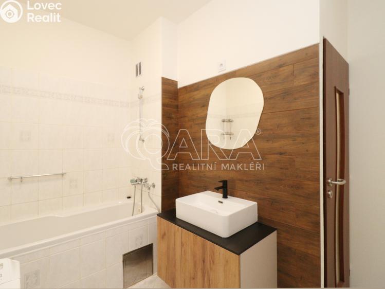 Pronájem bytu 3+1 Praha, Krškova 790/1 č. 24