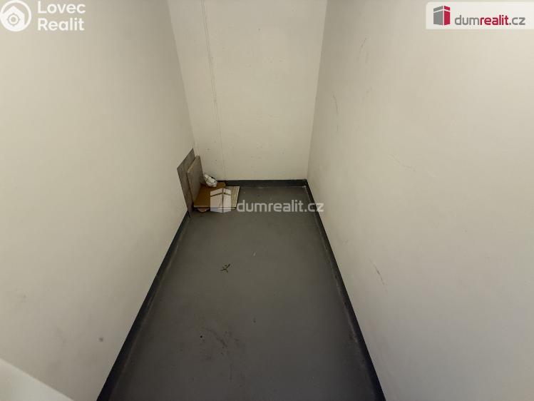 Pronájem bytu 1+KK Praha-Řeporyje, Toufarova č. 15