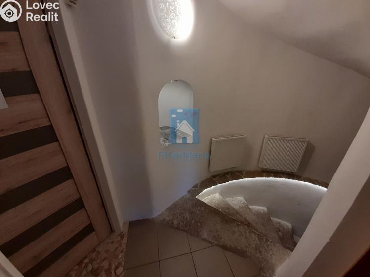 Pronájem obchodního prostoru Plzeň, sady 5. května č. 9