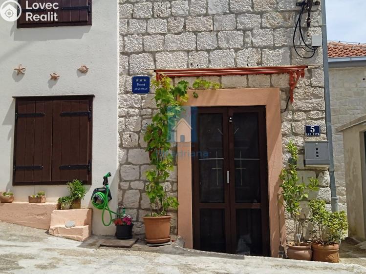 Продажа семейного дома Slatine,Chorvatsko č. 3