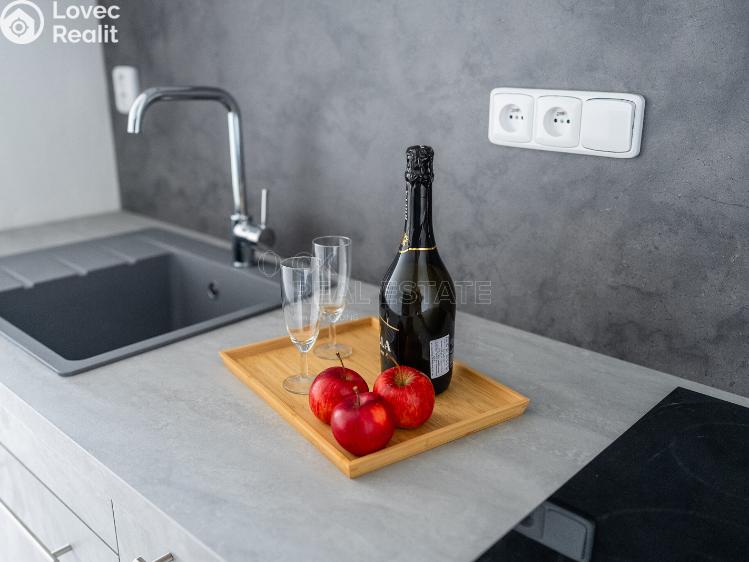 Rent apartment 2+KK Praha, Milánská č. 1