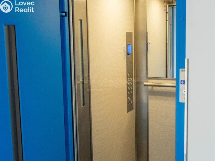 Rent apartment 2+KK Praha, Milánská č. 10