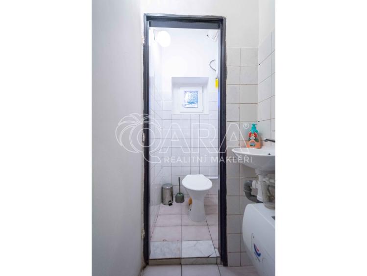 Pronájem obchodního prostoru Neratovice, Masarykova 486/25 č. 8