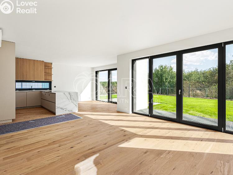 Prodej bytu 5+KK Praha č. 2