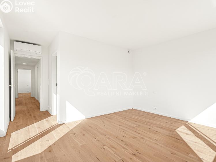 Prodej bytu 5+KK Praha č. 16