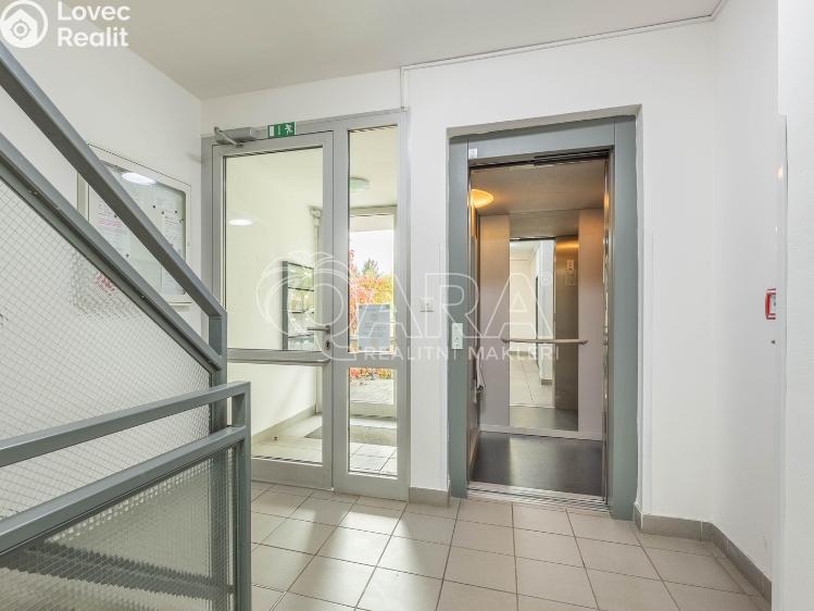 Sale apartment 3+KK Praha, Nepelova 948/2 č. 10