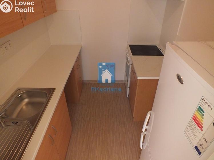 Pronájem bytu 2+KK Praha, Zrzavého č. 3