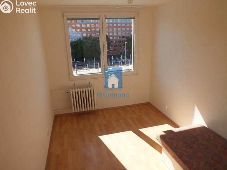 Pronájem bytu 2+KK Praha, Zrzavého č. 4