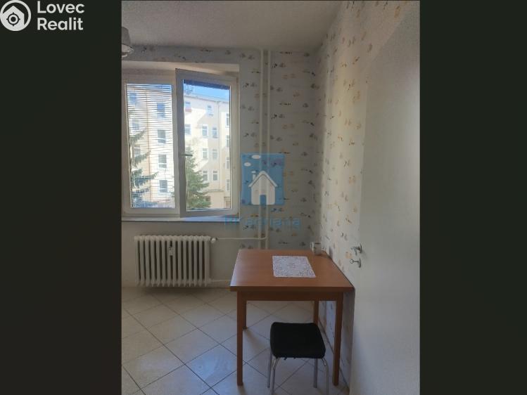 Prodej bytu 2+1 Karlovy Vary, K. Čapka č. 9