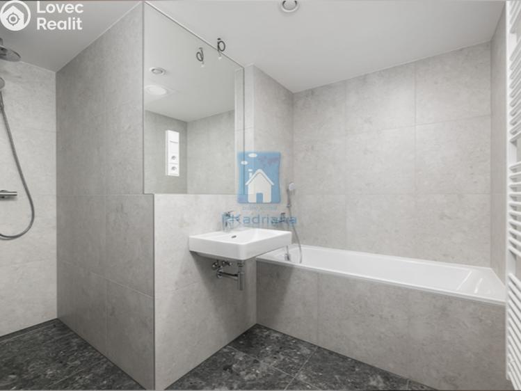 Продаж квартири 4+KK Praha, Modřanská č. 7