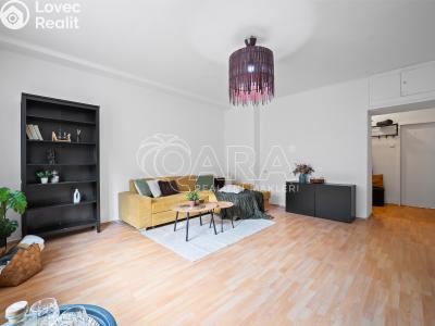 Sale apartment 2+1 Praha, Gruzínská č. 5