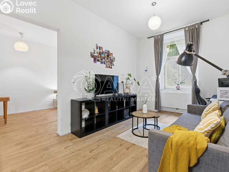 Prodej bytu 2+KK Praha, náměstí Generála Kutlvašra 584/7 č. 3