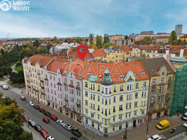 Prodej bytu 2+KK Praha, náměstí Generála Kutlvašra 584/7 č. 13