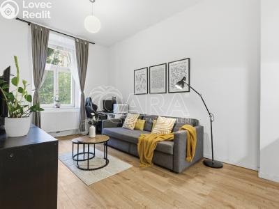 Prodej bytu 2+KK Praha, náměstí Generála Kutlvašra č. 1