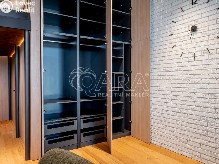 Pronájem bytu 1+KK Praha, Tusarova 1564/57 č. 22