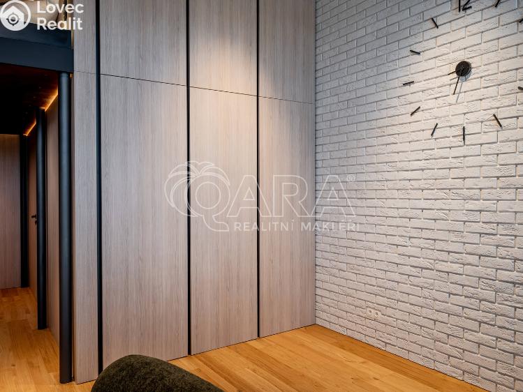 Pronájem bytu 1+KK Praha, Tusarova 1564/57 č. 21